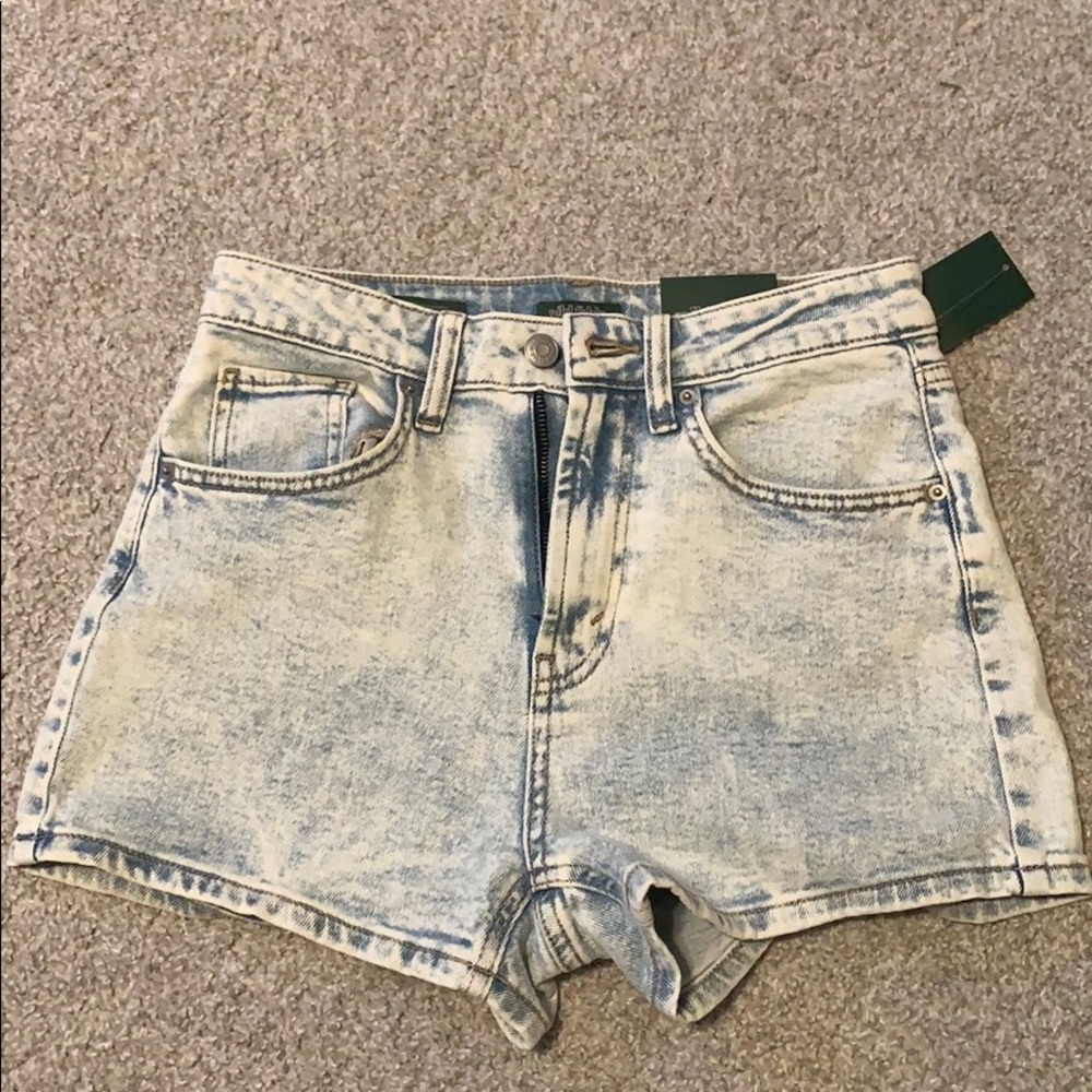 BRAND NEW Jean Shorts